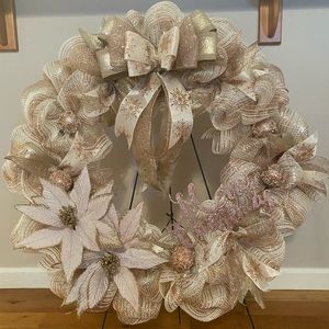 30 inch mesh Christmas wreath